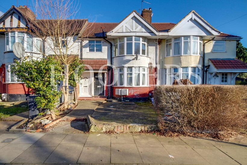 Braemar Avenue, London, NW10 2 bed flat to rent - £2,100 pcm (£485 pw)