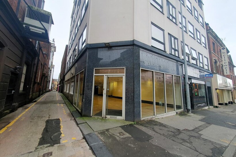 Lune Street, Preston PR1 Retail property (high street) to rent - £1,200 pcm (£277 pw)