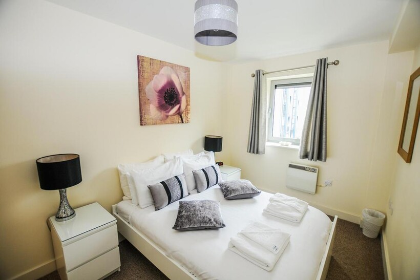 Montague Street, Bristol BS2 2 bed serviced apartment to rent - £3,060 pcm (£706 pw)