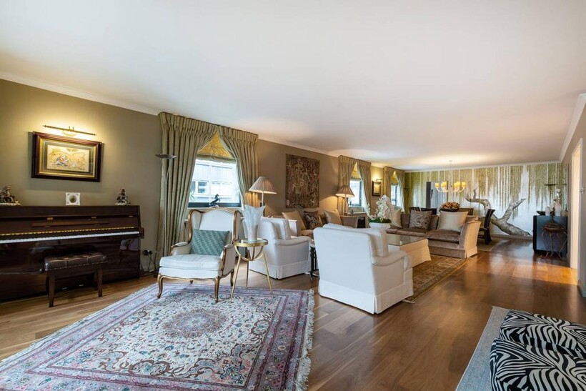 Waterside Point, Anhalt Road... 5 bed penthouse to rent - £16,501 pcm (£3,808 pw)