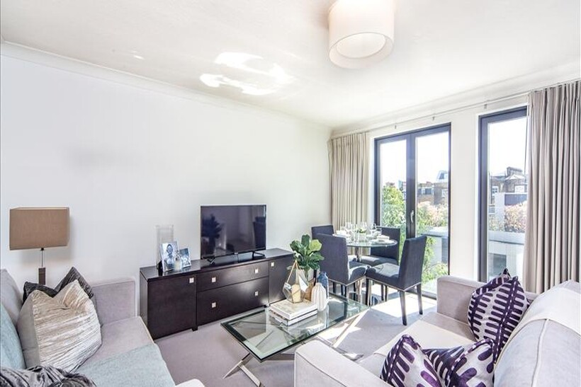 Fulham Road, London SW3 2 bed flat to rent - £3,900 pcm (£900 pw)