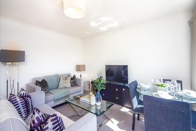 Fulham Road, London SW3 2 bed flat to rent - £3,900 pcm (£900 pw)
