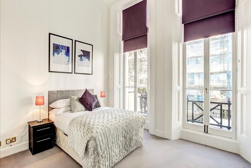 Lexham Gardens, London, W8 2 bed apartment to rent - £4,333 pcm (£1,000 pw)