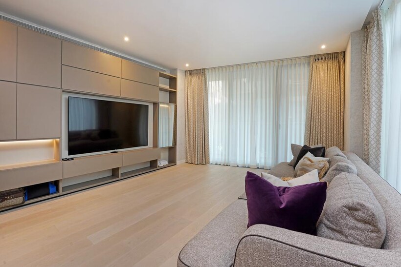 Knightsbridge, London SW7 1 bed apartment to rent - £10,833 pcm (£2,500 pw)