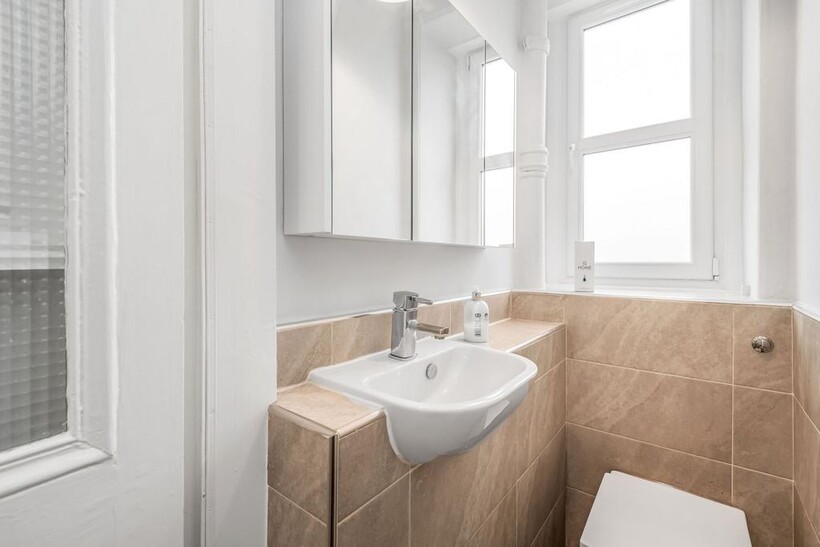 Earlston Place, Edinburgh EH7 1 bed serviced apartment to rent - £3,600 pcm (£831 pw)