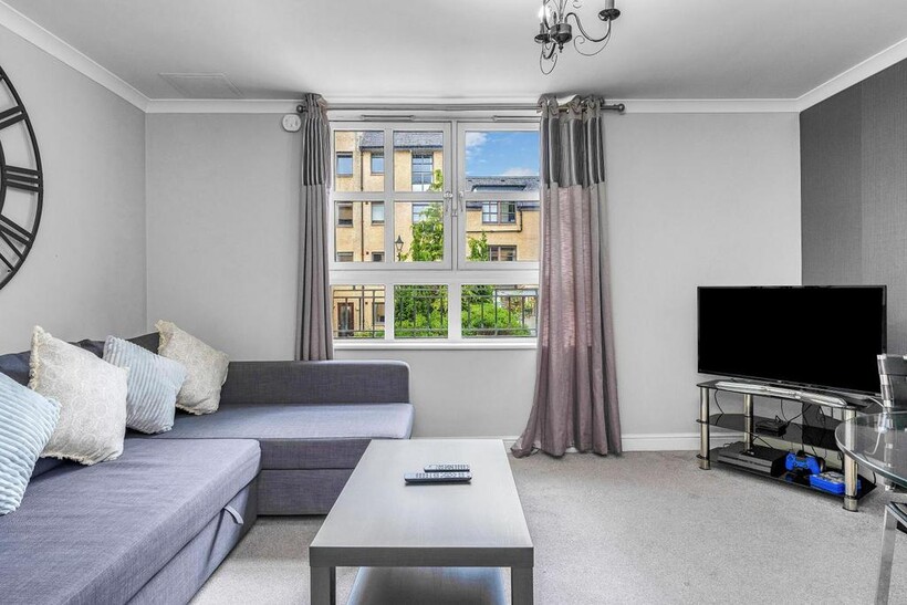 Old Tolbooth Wynd, Edinburgh EH8 1 bed serviced apartment to rent - £3,600 pcm (£831 pw)