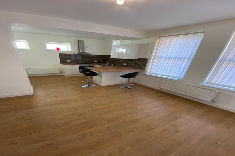Moorland Road, Stoke-on-Trent ST6 1 bed flat to rent - £750 pcm (£173 pw)