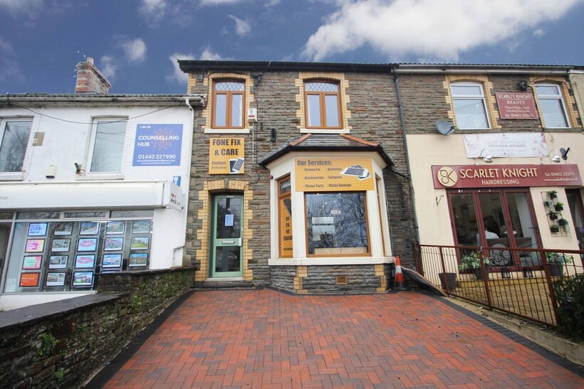 Talbot Road, Talbot Green CF72 8AE Property to rent - £450 pcm (£104 pw)