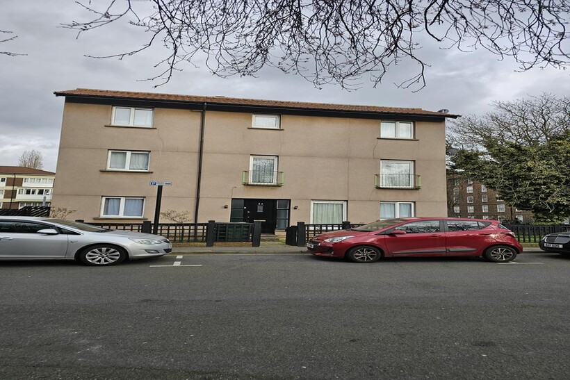 Mandela Street, London SW9 4 bed house to rent - £3,600 pcm (£831 pw)