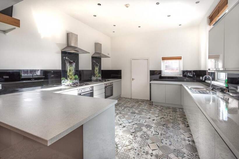 Mowbray Close, Sunderland, SR2 8 bed house share to rent - £585 pcm (£135 pw)