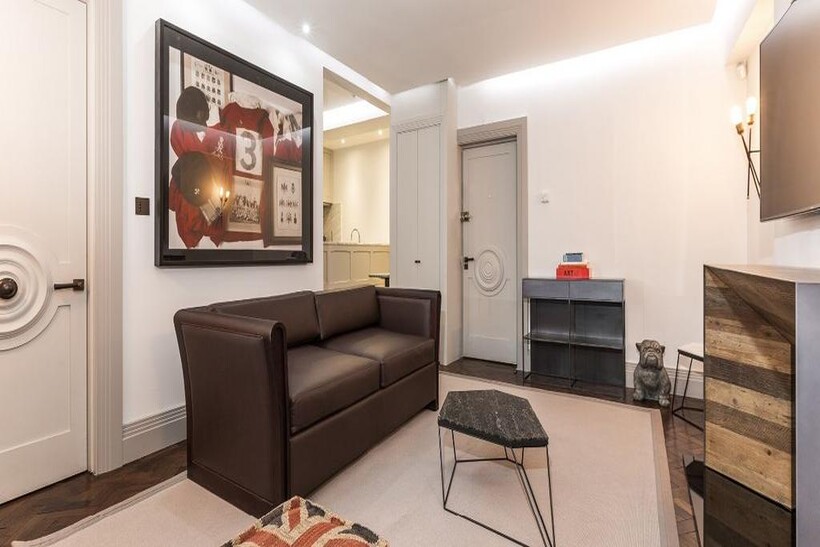 Mayfair W1K 1 bed apartment to rent - £12,588 pcm (£2,905 pw)