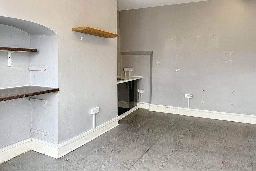 Bridge Street, Thorne DN8 Property to rent - £400 pcm (£92 pw)