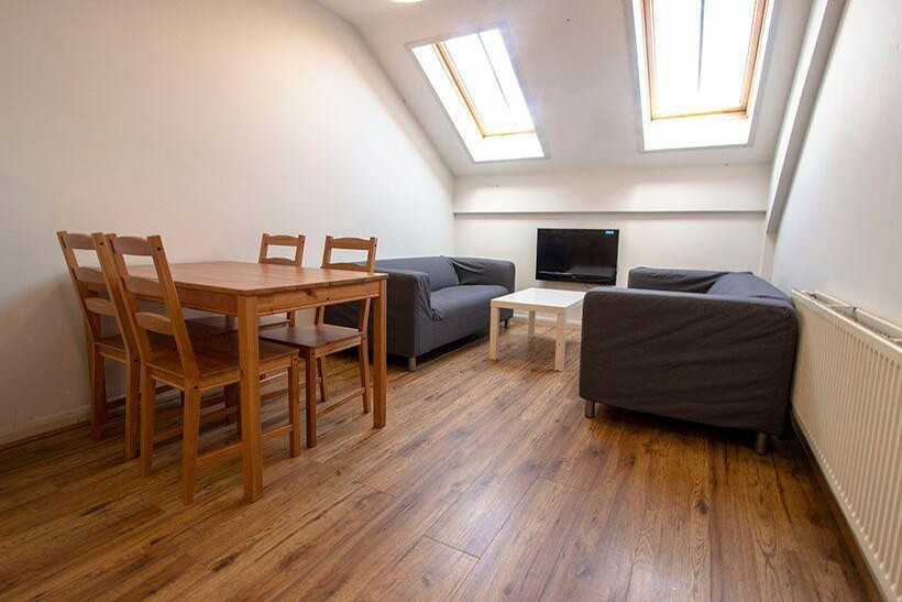 156c Mansfield Road, Nottingham, NG1 3HW 1 bed flat to rent - £585 pcm (£135 pw)
