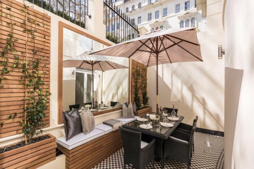 Kensington Gardens Square, London. W2 1 bed apartment to rent - £3,142 pcm (£725 pw)