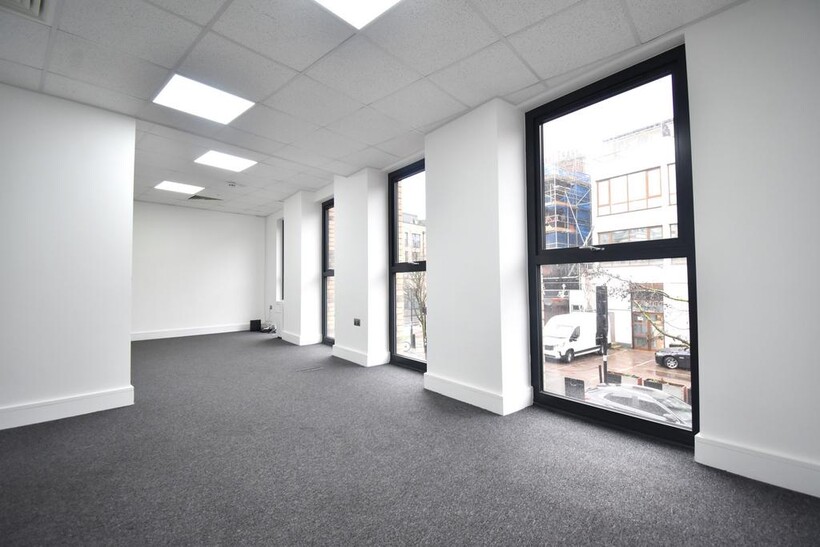 Radhas House, 146 Seven Sisters Road... Property to rent - £1,250 pcm (£288 pw)
