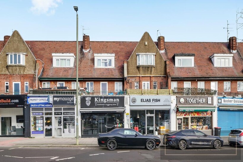Bittacy Hill, Mill Hill, London, NW7... Property to rent - £1,500 pcm (£346 pw)