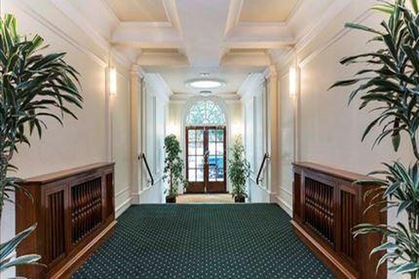 Fulham Road, London SW3 2 bed terraced house to rent - £4,767 pcm (£1,100 pw)