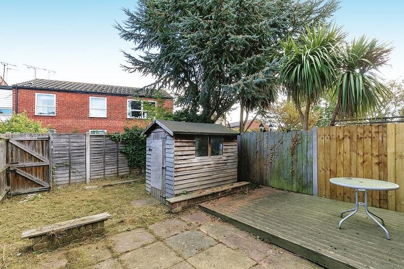 Tippett Close, Colchester CO4 4 bed semi-detached house to rent - £1,950 pcm (£450 pw)