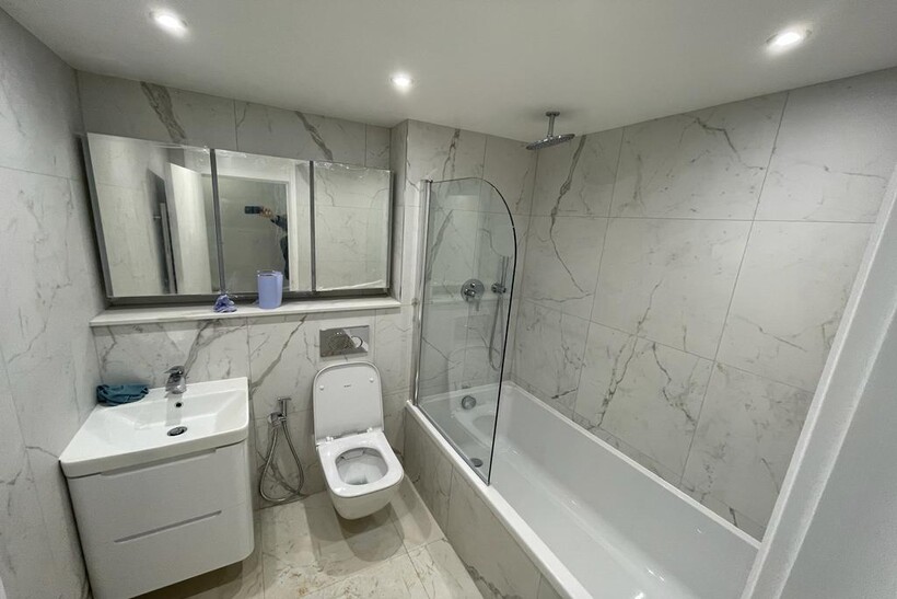 Ebury Street, London SW1W 2 bed flat to rent - £6,500 pcm (£1,500 pw)