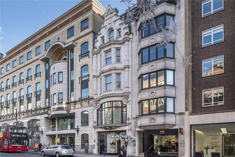 Mayfair W1S 3 bed apartment to rent - £7,800 pcm (£1,800 pw)