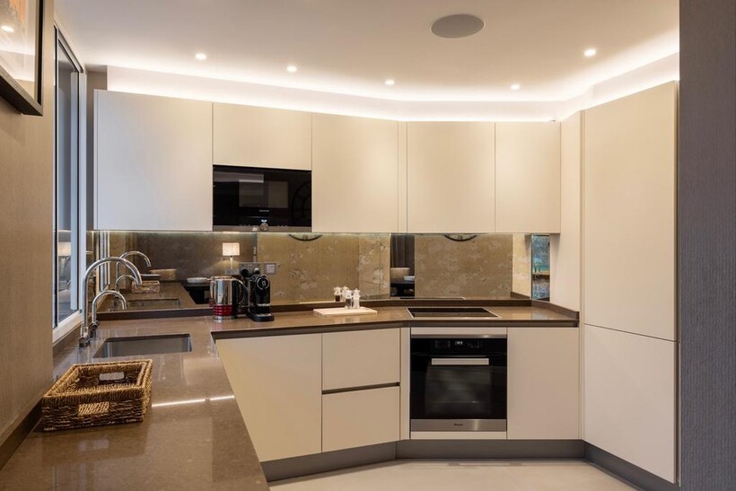 Mayfair W1K 2 bed apartment to rent - £15,864 pcm (£3,661 pw)