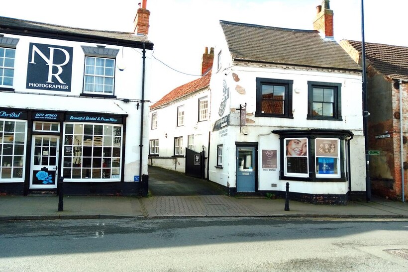 Eldon Street, Tuxford NG22 Retail property (high street) to rent - £1,000 pcm (£231 pw)