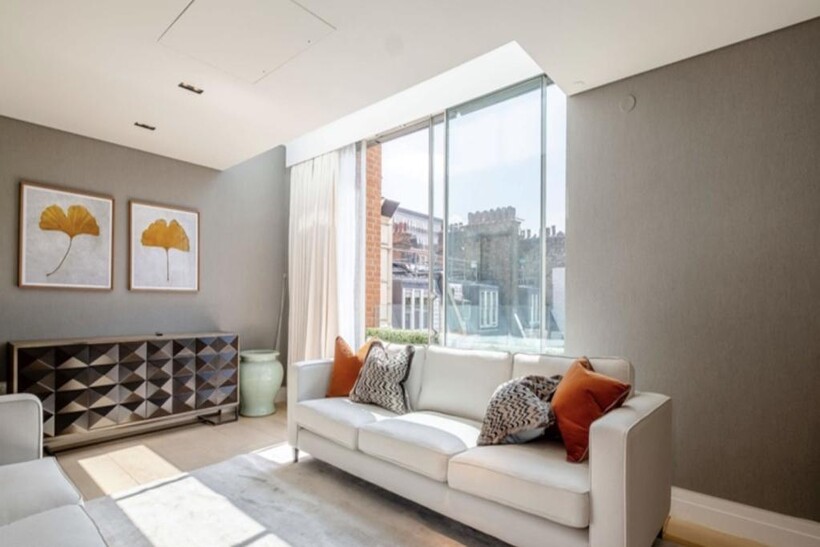 62 Green Street,62 Green Street,London 2 bed penthouse to rent - £17,333 pcm (£4,000 pw)