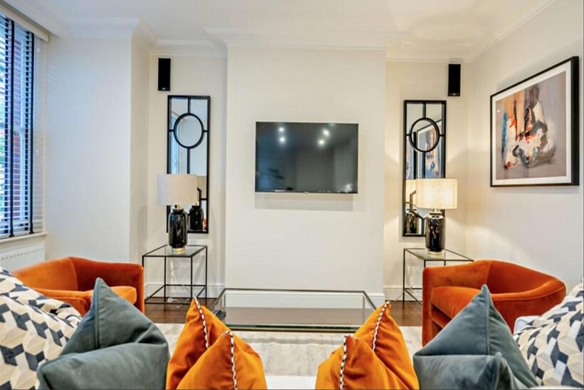 Hammersmith W6 3 bed apartment to rent - £5,828 pcm (£1,345 pw)