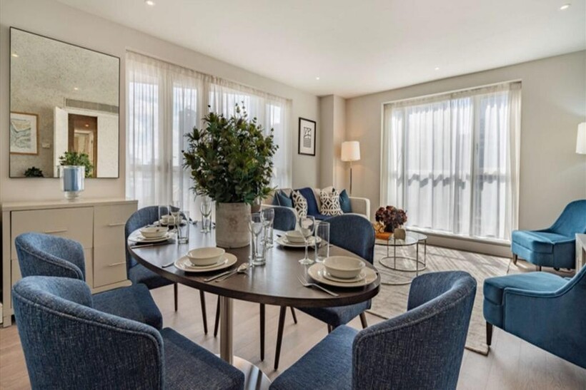 Canary Wharf W14 2 bed apartment to rent - £4,117 pcm (£950 pw)