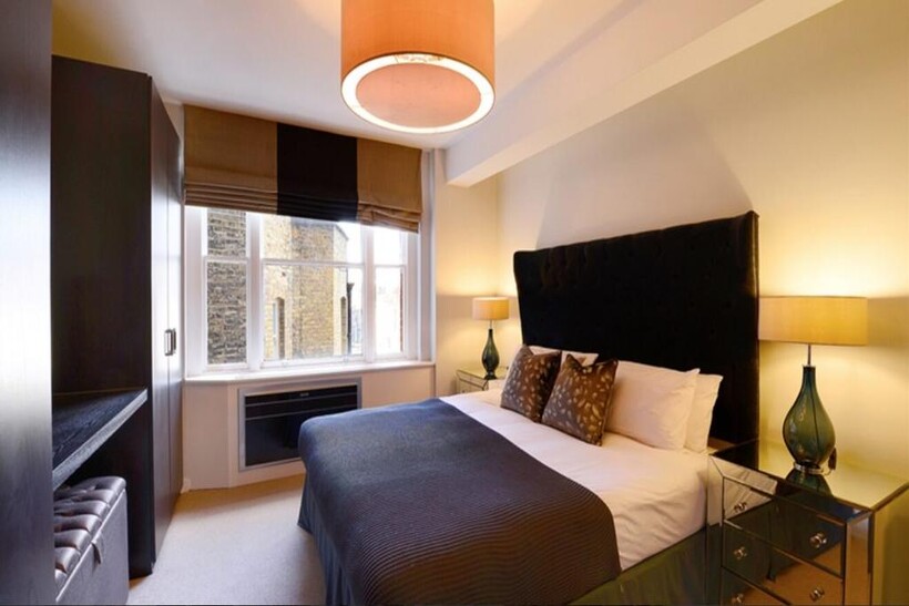 Mayfair W1J 2 bed apartment to rent - £4,767 pcm (£1,100 pw)
