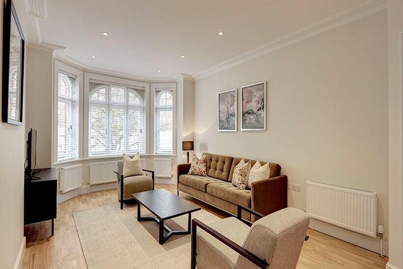 Hammersmith W6 1 bed apartment to rent - £2,752 pcm (£635 pw)