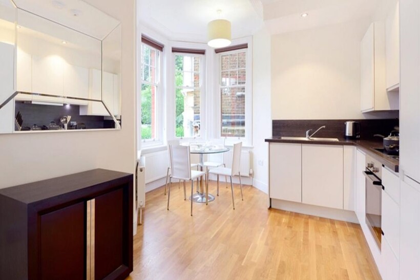 Hammersmith W6 1 bed apartment to rent - £2,860 pcm (£660 pw)