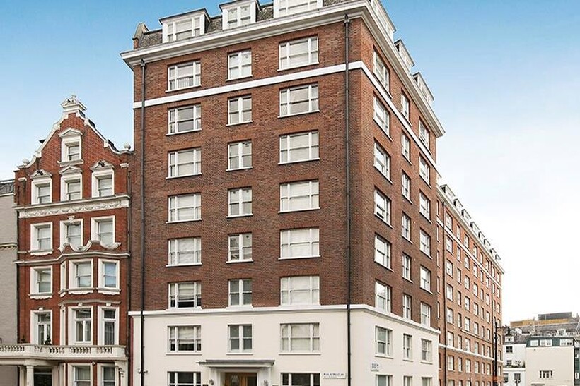 Mayfair W1J 1 bed apartment to rent - £2,730 pcm (£630 pw)