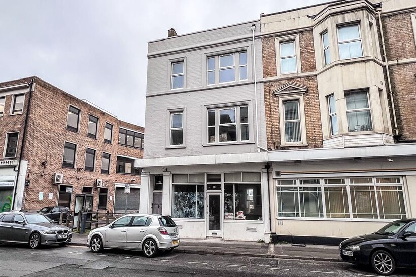Lansdowne Road, Bourenmouth Property to rent - £2,083 pcm (£481 pw)