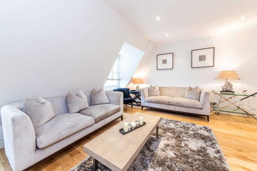 Grosvenor Hill, London W1K 1 bed flat to rent - £4,333 pcm (£1,000 pw)