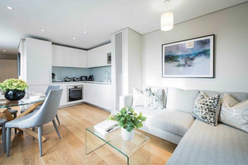 Merchant Square East, London W2 3 bed flat to rent - £6,890 pcm (£1,590 pw)