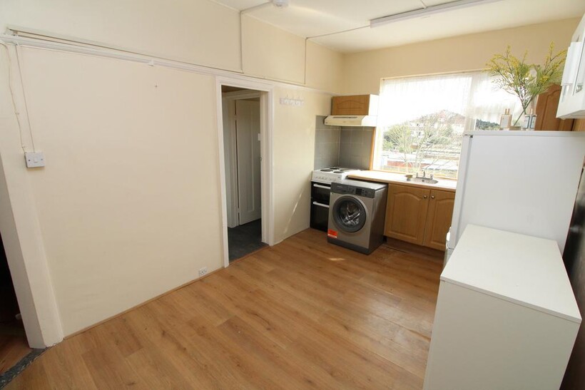Well Hall Road, Eltham, SE9 2 bed maisonette to rent - £1,800 pcm (£415 pw)