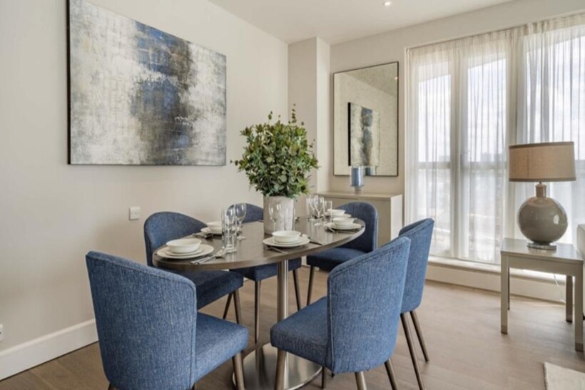 39 Westferry Circus, 39 Westferry... 2 bed apartment to rent - £4,117 pcm (£950 pw)