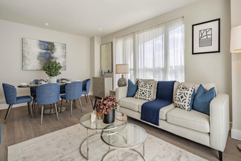 39 Westferry Circus, 39 Westferry... 2 bed apartment to rent - £4,117 pcm (£950 pw)