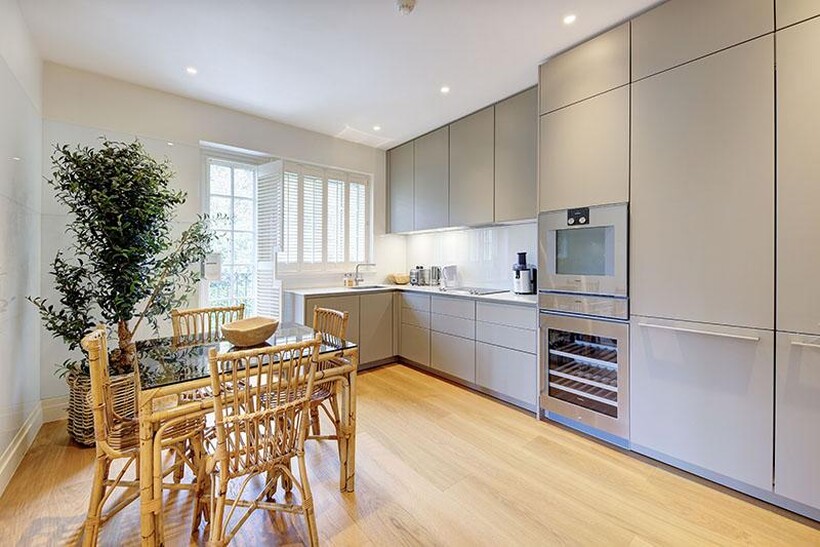 Frognal Lane, Hampstead, London, NW3 2 bed flat to rent - £8,450 pcm (£1,950 pw)