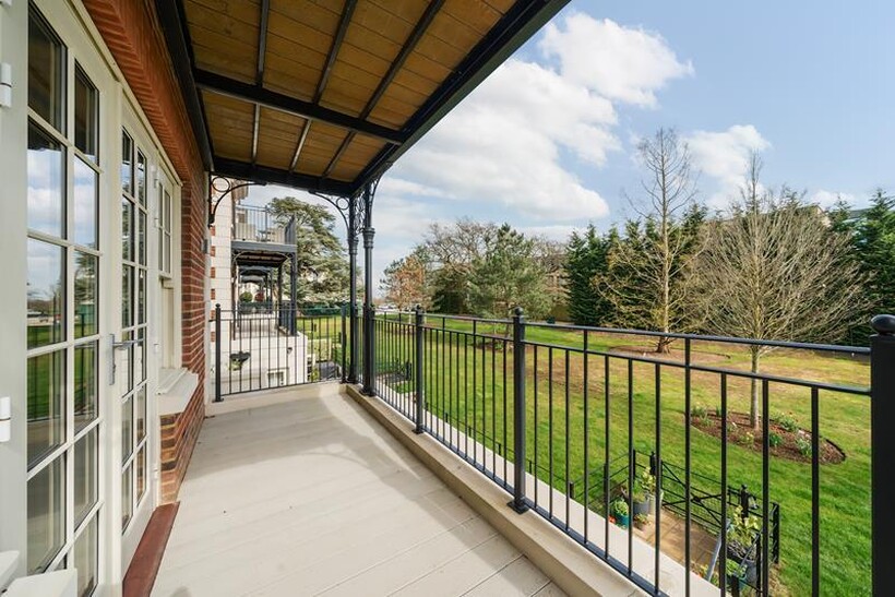 The Huntingfield, King John Square... 2 bed apartment to rent - £5,950 pcm (£1,373 pw)