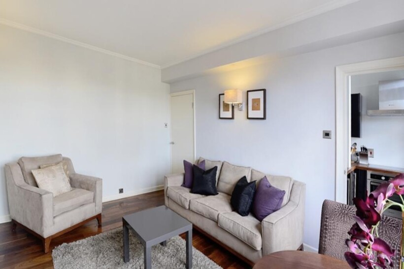 39 Hill Street,39 Hill Street,London 2 bed apartment to rent - £4,767 pcm (£1,100 pw)