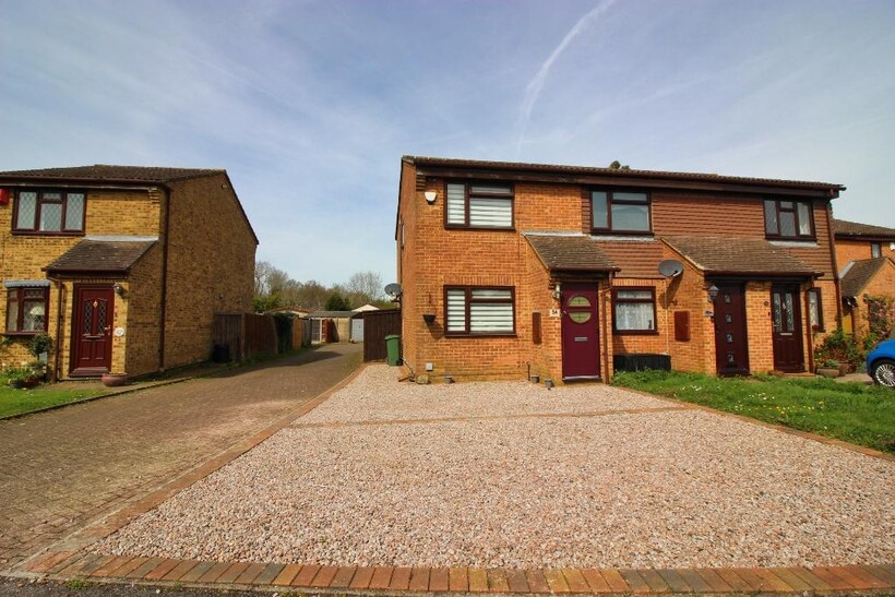 The Briars, West Kingsdown TN15 2 bed end of terrace house to rent - £1,500 pcm (£346 pw)