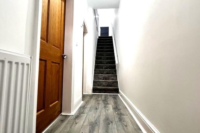 Chaucer Street, Leicester LE2 4 bed townhouse to rent - £1,800 pcm (£415 pw)