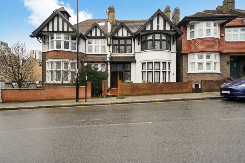 Belmont Hill, London, Greater London... 5 bed semi-detached house to rent - £4,995 pcm (£1,153 pw)