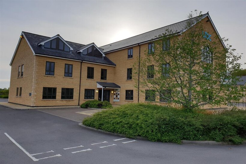 4 Person Office | Cirencester Property to rent - £1,240 pcm (£286 pw)