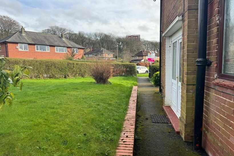 Leeds LS6 5 bed semi-detached house to rent - £2,200 pcm (£508 pw)