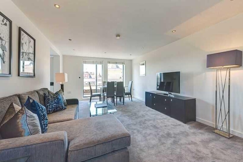 London SW3 2 bed apartment to rent - £5,200 pcm (£1,200 pw)