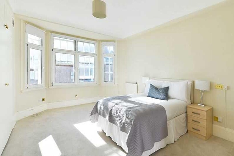 London NW8 5 bed apartment to rent - £8,753 pcm (£2,020 pw)