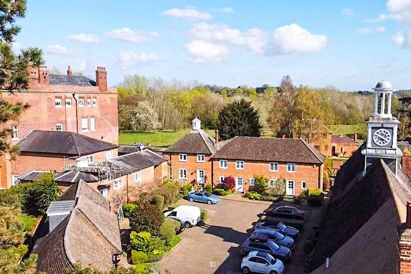 Seymour Mews, Sawbridgeworth, CM21 2 bed property to rent - £2,000 pcm (£462 pw)